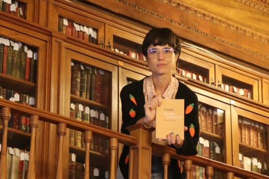 Irakurle taldea: "Basatiak" (María Reimondez)