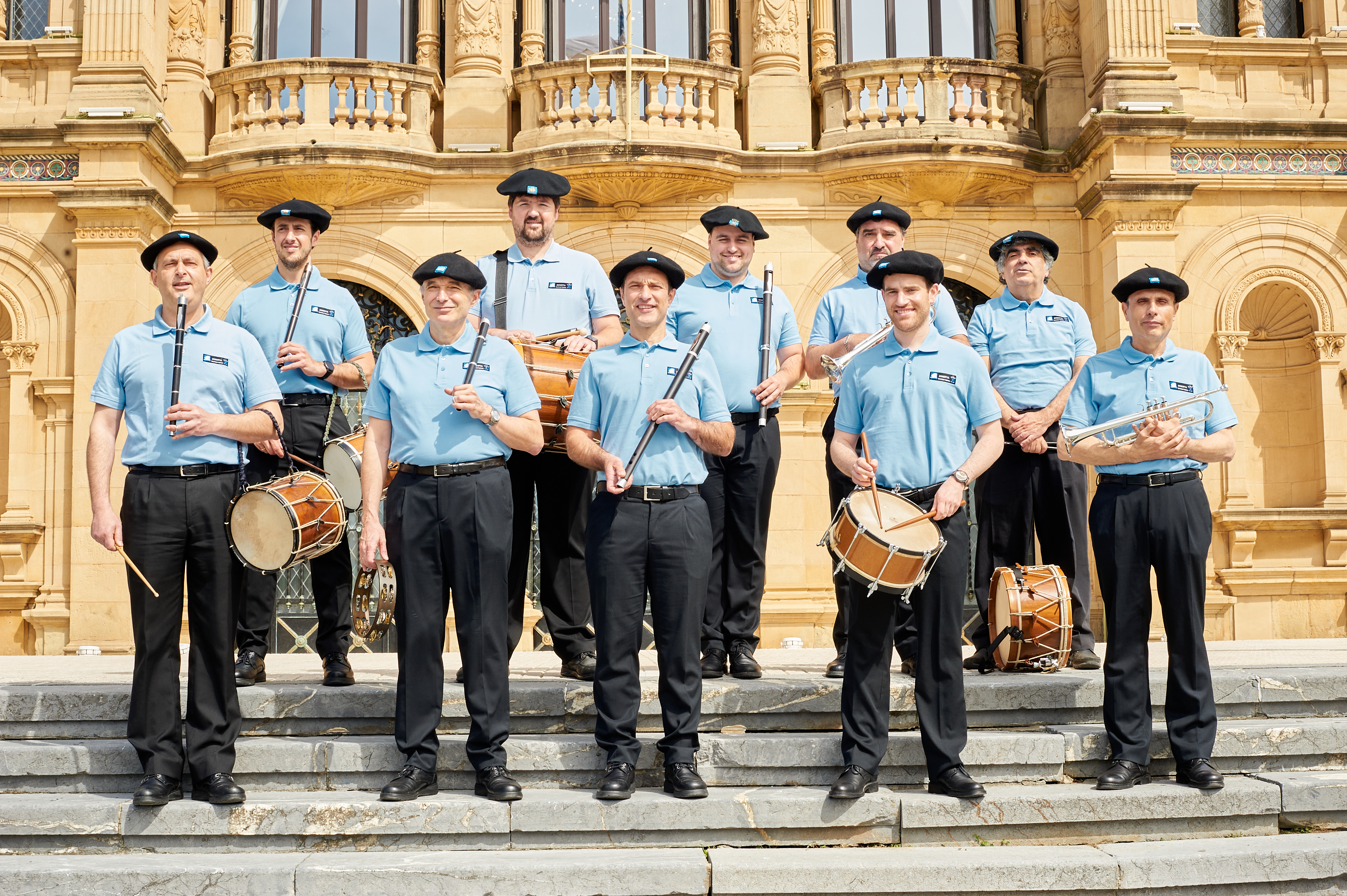 Concierto de la banda municipal de txistularis de San Sebastián